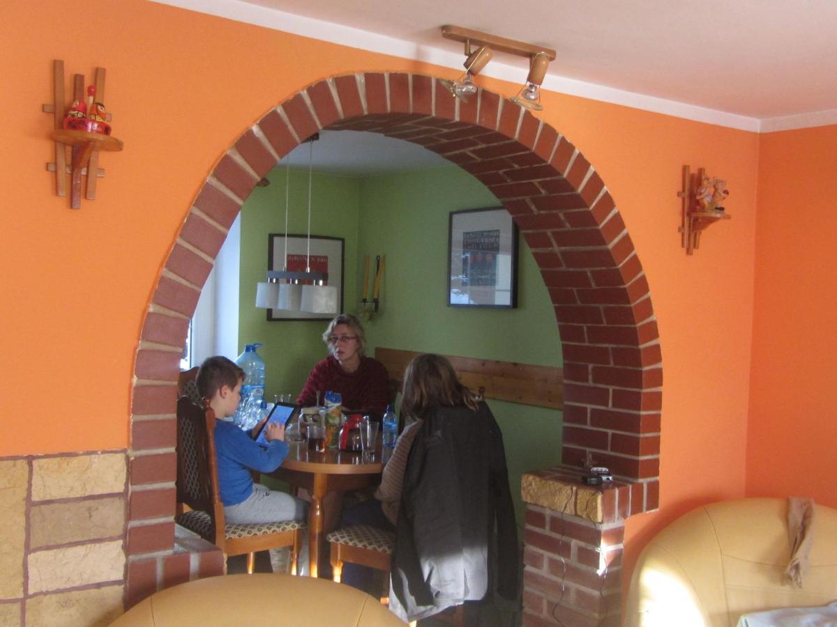 Spacious Holiday Home In Stara Kamienica With Pond מראה חיצוני תמונה